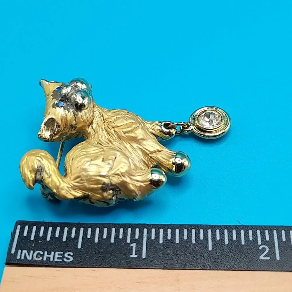 Vintage Cat Brooch, Signed Giusti,  Blue Rhinestone Eye, Kitten Pin, 90s Jewelry